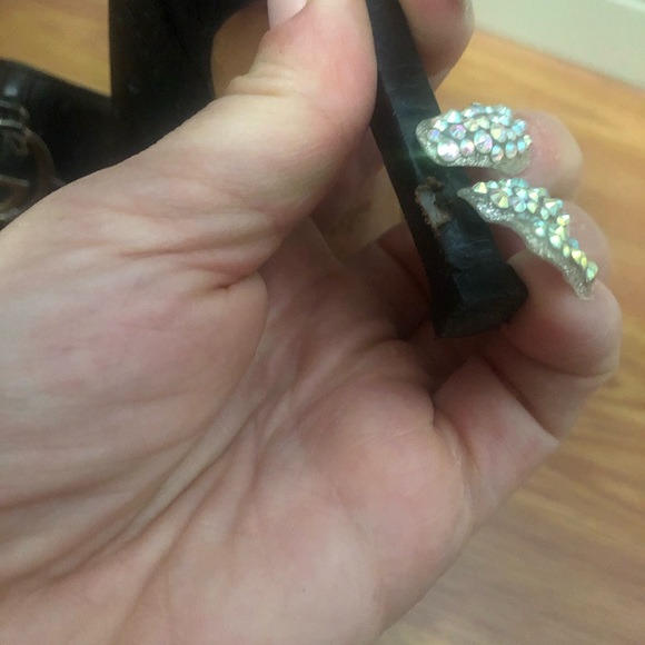 Vintage Gucci Heels - Picture 3 of 8